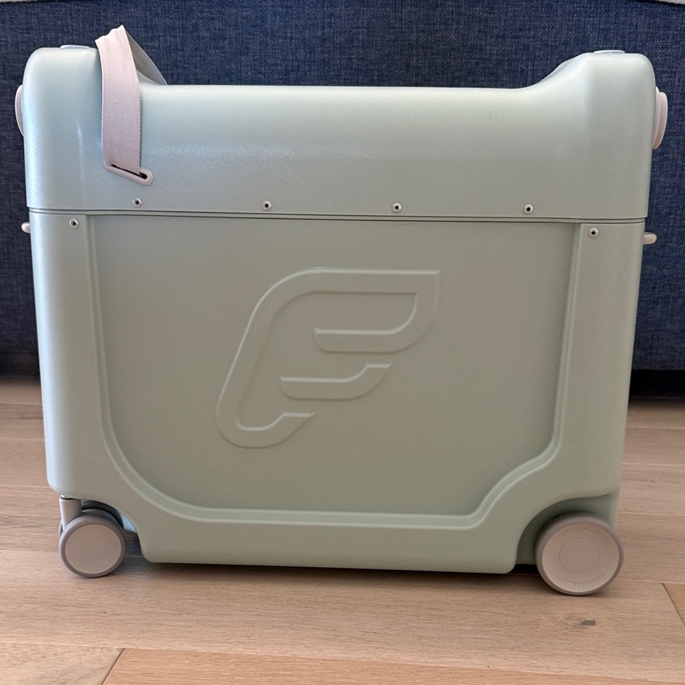 Mint Green Stokke JetKids BedBox